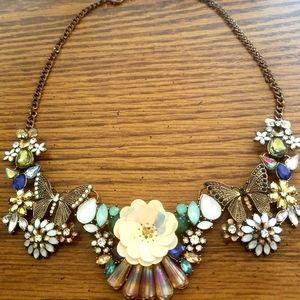 🧚‍♀️🦄 Beautiful Butterfly Statement Necklace💜💙